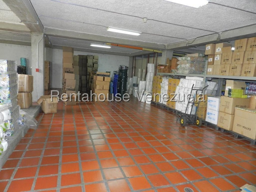 Ms: 25-24351 Vendemos Edificio De 5 Pisos En Sarria, Municipio Libertador. A=2.808m2, 3b, 9p.