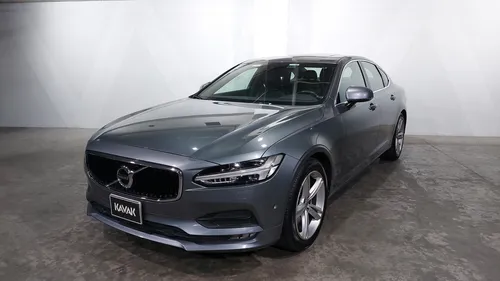 Volvo S90 2.0 MOMENTUM T6 AWD