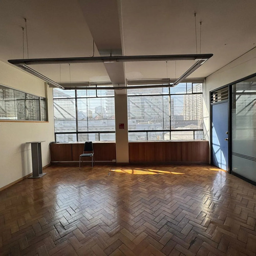 Edificio Comercial Con Excelente Ubicacion