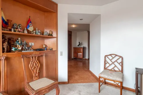 Apartamento En Venta En Los Rosales. Cod V12443