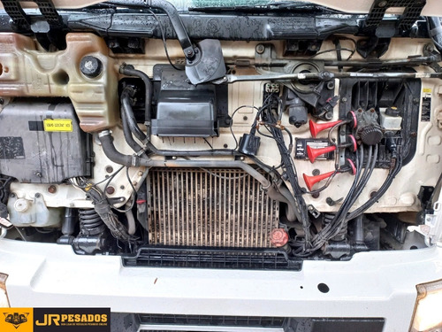 Imagem 12 de 15 de Volvo Vm 260 Câmara Fria Thermo King Trucado 6x2 Ano 2006