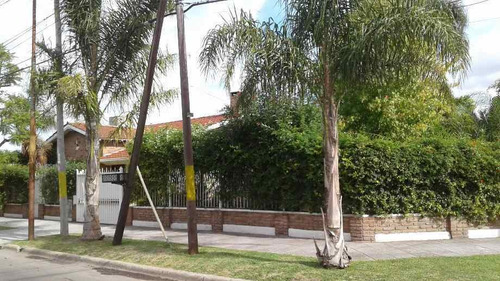Imagen 2 de 14 de Chalet En Venta En Ituzaingo Norte