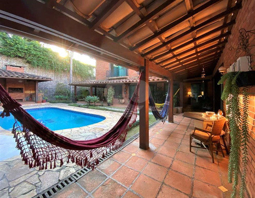 Imagem 20 de 30 de Casa Em Condomínio, 3 Dorm (1ste) Casa Rústica Linda, 2 Lareiras, Piscina, Gourmet! - Reo580066