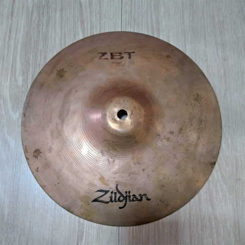Imagem 1 de 4 de Prato Zildjian Splash 10 Zbt Zbt10s Liga B8 Bronze Usado
