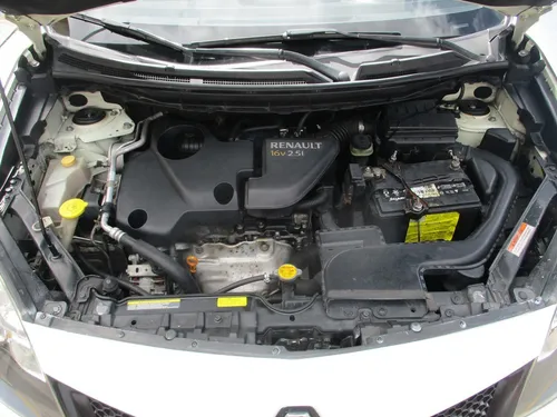 Renault Koleos DYNAMIQUE 4X4 2500CC MT AA