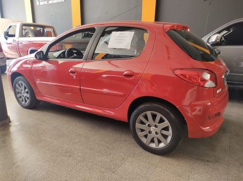Imagen 5 de 9 de Peugeot 207 Compact Allure 1.4 Hdi - 2013