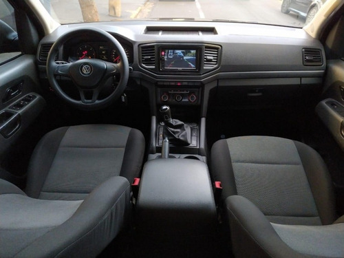 Imagem 4 de 15 de Vw Amarok 2.0 Turbo Diesel 4x4 Tdi 4motion 2018- Aceitamos