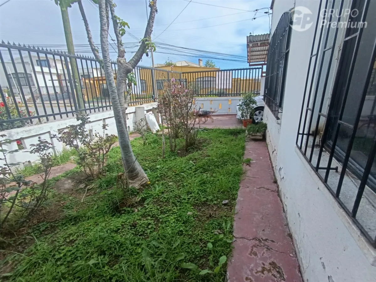 Imagen 1 de 16 de Casa Esquina 3d 1b 1est. A Pasos Del Centro De La Serena
