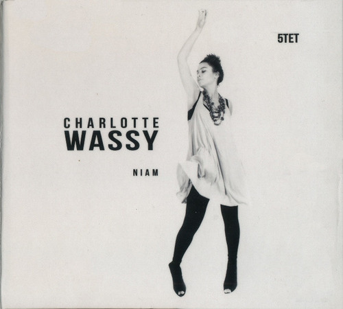 Cd Niam (charlotte Wassy) Estándar