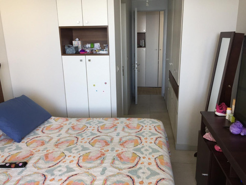 Vende Dep. Reñaca Norte 81 M2. 3 D.2b. 3° Piso Uf 6.100