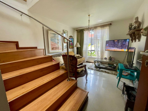 Casa En Venta En Envigado Las Antillas