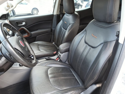 Imagem 7 de 10 de Fiat Toro Diesel 2.0 Volcano At9 4x4 Ano 2019