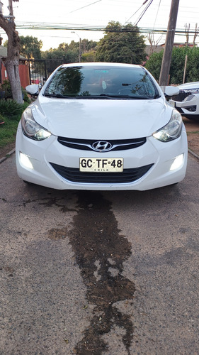 Hyundai Elantra Md 1.6 Gls Ac 2Ab Abs