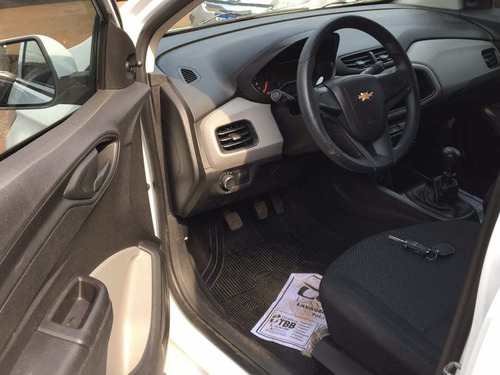 Imagem 8 de 14 de Chevrolet Onix Joy 1.0 8v Flex