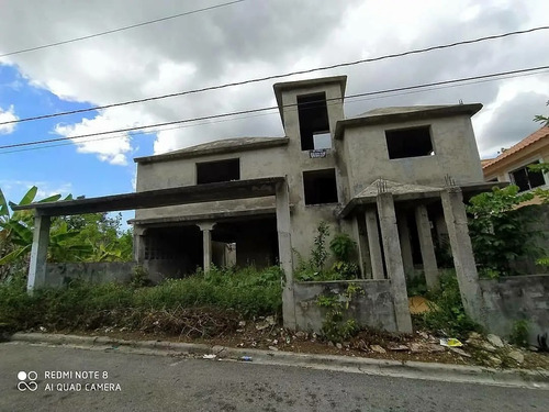 Imagen 5 de 8 de Se Vende Inmensa Casa En Proceso De Construcción