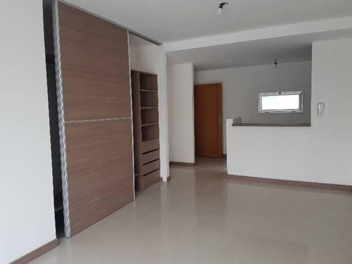 Imagen 16 de 30 de Monoambiente/oficina Con Balcon Sobre Jb Justo Y Vera Apto Profesional