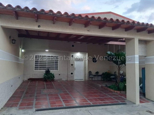 Casa En Venta Villas Don Victor, La Morita I 24-8697 Hc