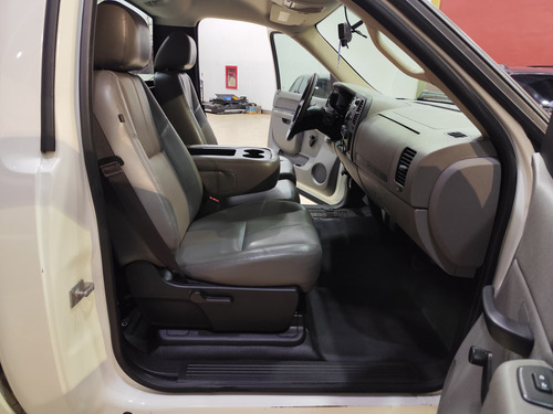 Chevrolet Silverado Ls