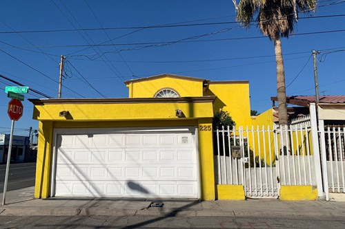Bonita Y Funcional Casa En Renta En Fraccionamiento Santa Monica En Mexicali.