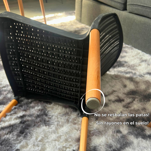 Pack X2 Silla Reforzada India Ratan Plastico Patas Madera Negro