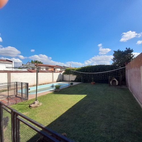 Se Vende Casa En Pergamino Con Pileta
