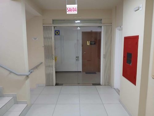 Vendo Sala Comercial No Centro De Florianópolis