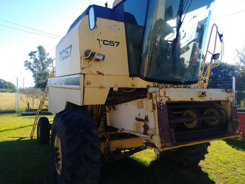 Imagen 2 de 3 de Cosechadora New Holland Tc 57 - Año 1996