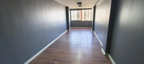 Arriendo Oficina Tipo Estudio  Diagonal Paraguay
