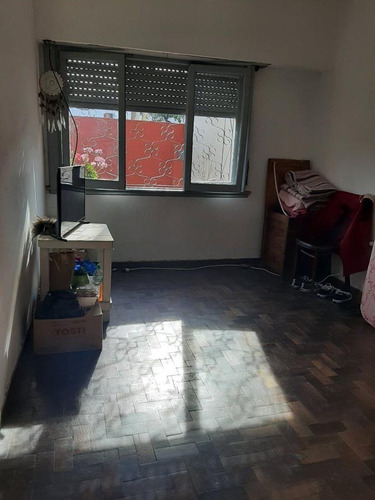 Imagen 11 de 19 de Storni Y Rojas, Casa En Esquina Buena Zona De Monte Grande