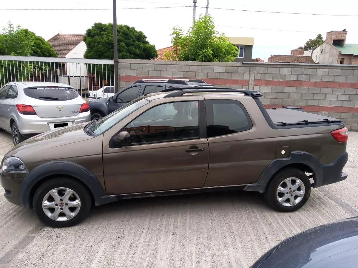 Fiat Strada Trekking Dc 1.3 Jtd Diesel 2015