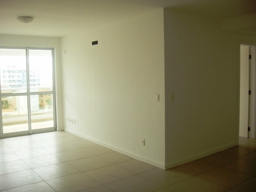 Apartamento Para Aluguel, 3 Dormitórios, Cavaleiros - Macaé - 900