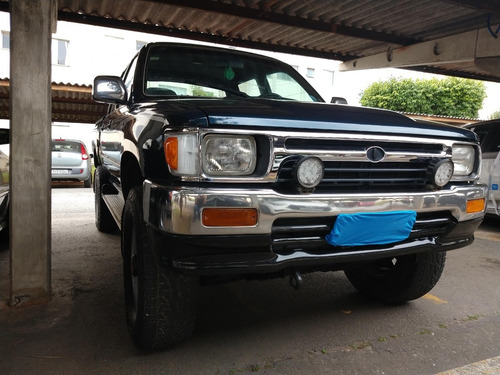 Toyota Hilux Sr5 2.8 Diesel 4x4 1998 Quadrada