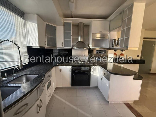 Fredxia Castillo Alquila Espectacular Apartamento Amoblado, Conectado A Planta Eletrica En Nueva Segovia, Barquisimeto # 25-13261