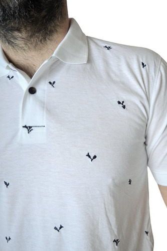 Chomba Bordada Remera Hombre The Big Shop