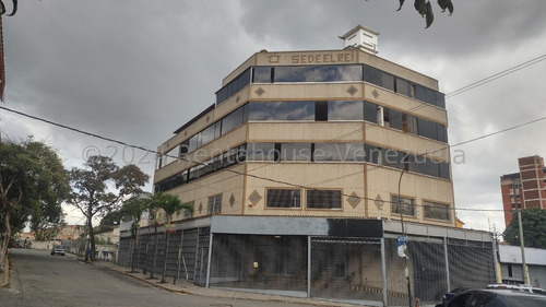 Edificio En Venta, La Florida #24-18238