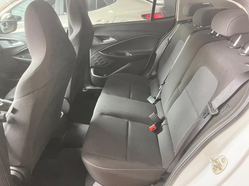 Chevrolet Onix Plus 10mt Lt2