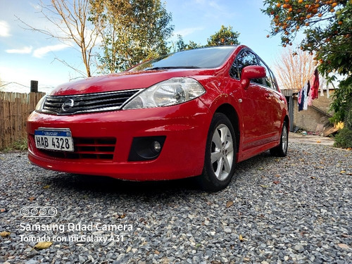 Nissan Tiida 1.8 Premium Mt 2011