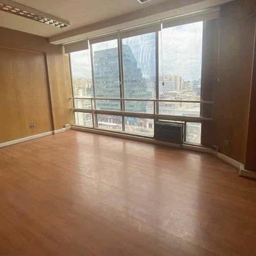 Arriendo Amplia Oficina En Viña Del Mar Centro!