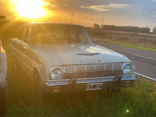 Ford Falcón De Lujo