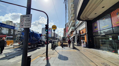Imagen 11 de 16 de Local Doble Frente Cabildo Al 2800 Belgrano Ex Cine Todo Rubro Sin Expensas