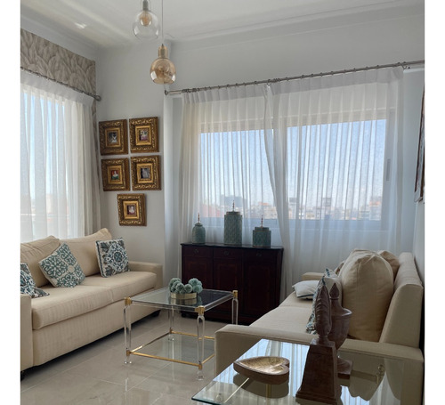 Apartamento En Alquiler Amueblado En Bella Vista, Distrito Nacional, Santo Domingo.