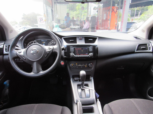 Nissan Sentra At Sedan Cc1800