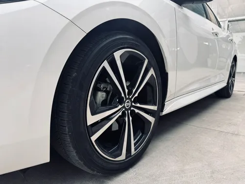 Nissan Sentra 2.0 SR Platinum At