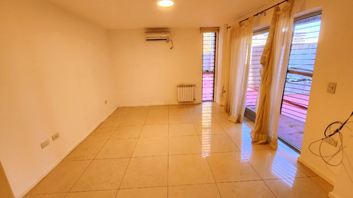 Imagen 25 de 27 de Nueva Córdoba- Alquiler-con Terraza Propia- Semipiso 3 Dorm- De Categoría- A Media Cuadra De Av. Yrigoyen