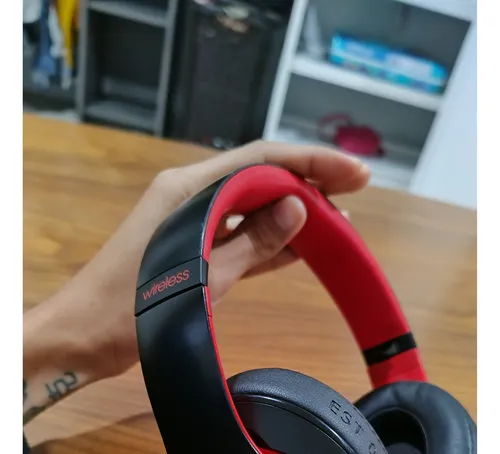 Beats studio 3 ten years hotsell