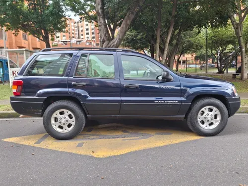 Jeep Grand Cherokee Laredo 4.7 blindaje III