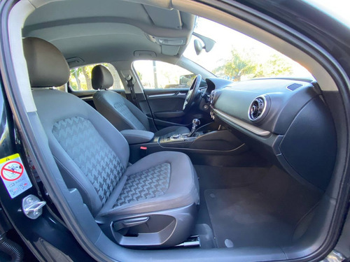 Audi A3 1.8 Ambiente Mt