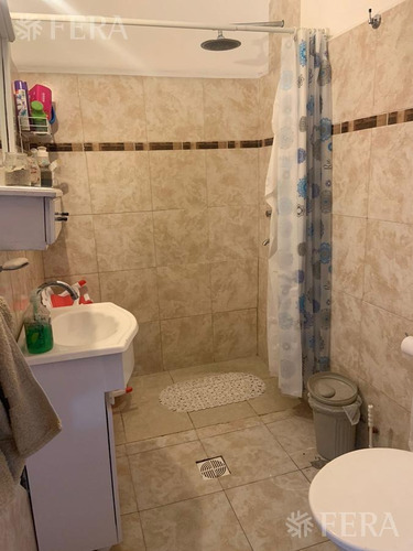 Imagen 6 de 8 de Venta Ph 3 Ambientes Con Patio Con Parrilla Y Terraza En Gerli (30470)