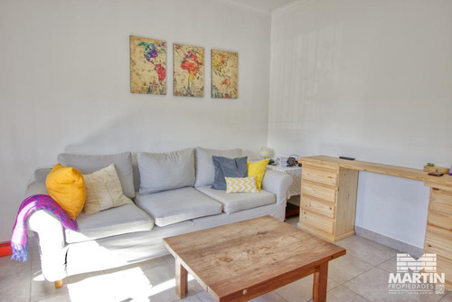 Chalet 3 Ambientes Reciclado A Nuevo Con Patio - Martínez
