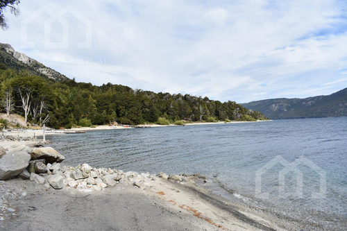 Importante Fracción Costa De Lago En Villa La Angostura Zona Brazo Huemul